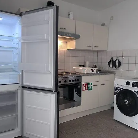 Nahe Frankfurt Fur 4 Personen Apartment *